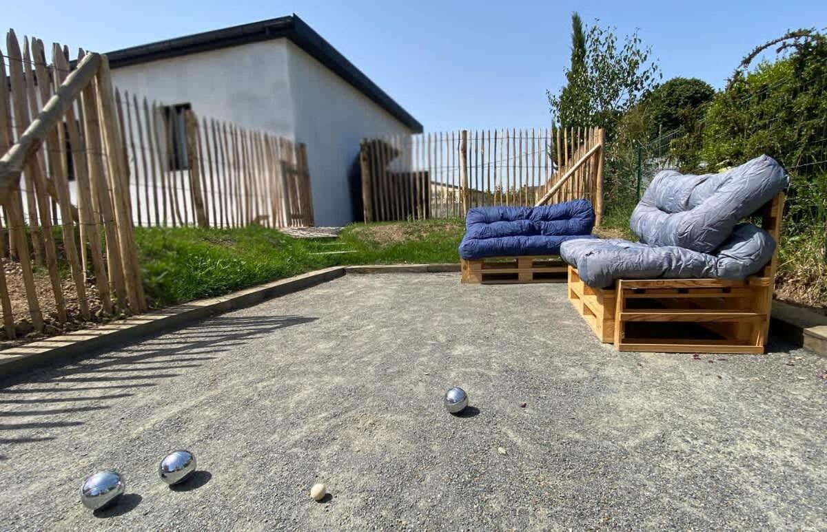 Carantec 4 Stars Villa With Jacuzzi And Garden For 8 Persons Exterior photo
