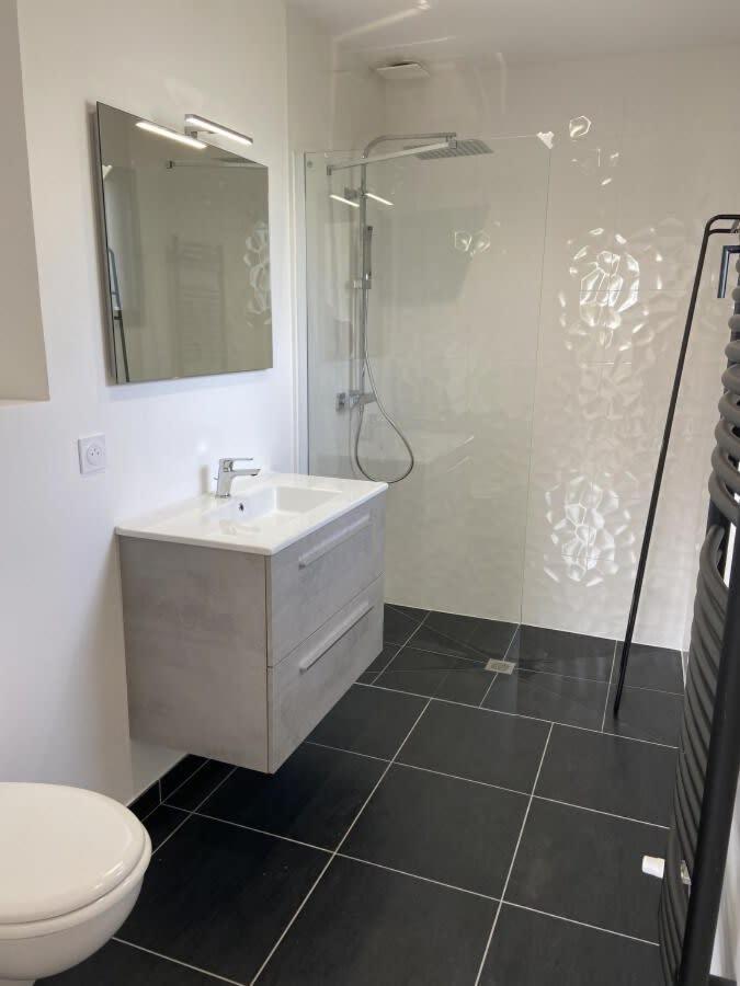 Carantec 4 Stars Villa With Jacuzzi And Garden For 8 Persons Exterior photo